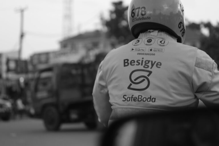 Czy elektryczne boda boda są realnym rozwiązaniem w smogowej stolicy Ugandy?